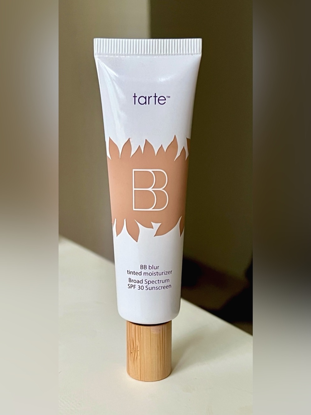 Tarte BB Blur Tinted Moisturizer, Shade: “Light”